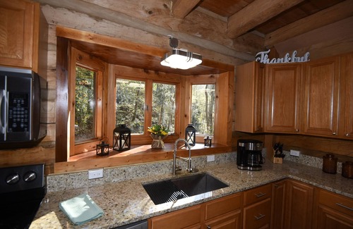 Marshall Cabin | NC cabin for rent - Sanctuary at Big Pine