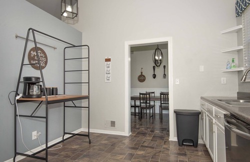 Oswego House | nCozy ranch with 4 bedrooms