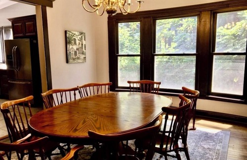 Northshore Triangle House | ND Home—spacious 5+ bdrms less than a mile from ND