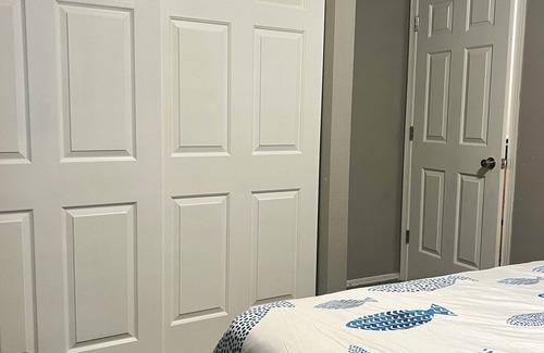 Abbott Loop House | Dog friendly stay in south Anchorage