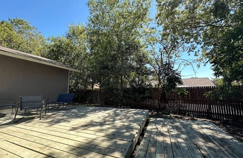 Wetmore House | NE San Antonio Charm Close to BAMC