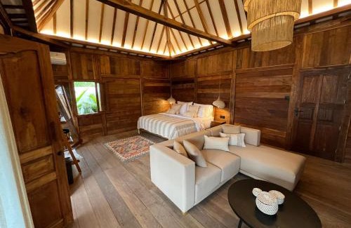 Kuta Villa | Near airport 3br villa w pool