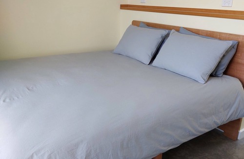 Neerim East Bed & Breakfast | Near and Far Nature Stay, self contained cabins.n