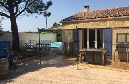 Vedene House | Near Avignon, Provencal House With Swimming Pool, Coeur Des Vignes