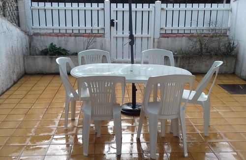 Saint-Georges-d'Oleron Apartment | NEAR BEACH HOLIDAY RENTALS