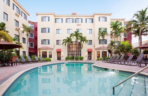 Park Shore Apartment | Near Beach | Outdoor Pool, Fitness Center