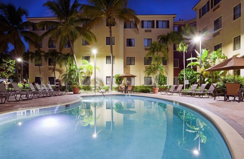 Park Shore Apartment | Near Beach | Outdoor Pool, Fitness Center