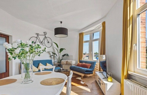 Berchem Apartment | Near Central, 5mins to Station + FREE BIKES