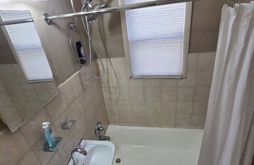 Omaha Bed & Breakfast | Near Charles Schwab Field, Epply Airfield, Riverfront, CHI Arena, Old Market