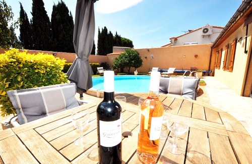 Rivesaltes Villa | Near Château de Salses and beach, swimming pool, equipped kitchen and Wi-Fi