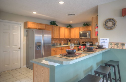 Lake Wilson Preserve House | Near Disney World, private home with swimming pool!