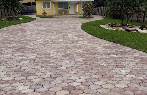 Delray Beach House | Near Downtown + 5 Min to the Beach: Sunshine House