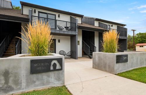 Moab House | Near Downtown Stylish 2BR With Amazing Patio - #2