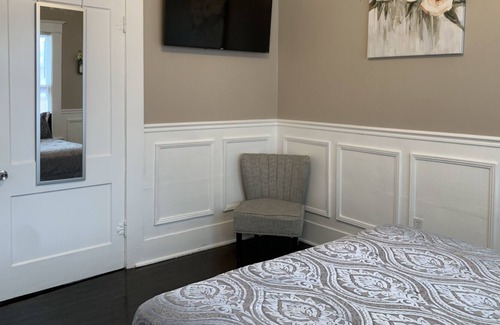 Arsenal Condo | Near Downtown - Walk to the San Antonio Riverwalk - Located in King Williams