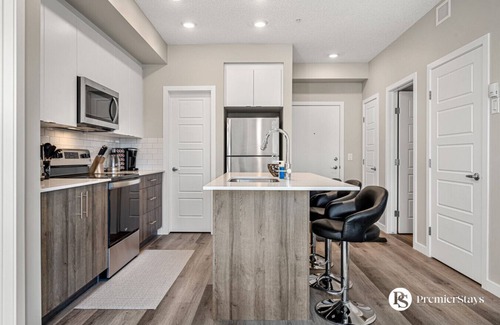 Inglewood Apartment | Near DT in Inglewood » 2 BR » AC » Free Banff #22