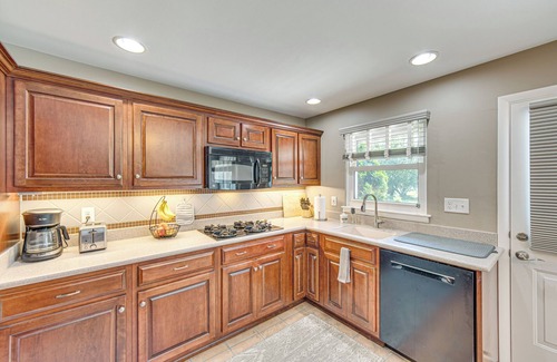 Camp Hill House | Near Dtwn Harrisburg: Stylish Home w/Patio & Yard
