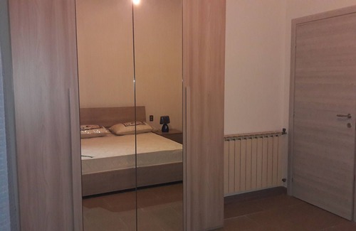 Prato House | NEAR FLORENCE ELEGANT APARTMENT 4 ROOMS 6 people