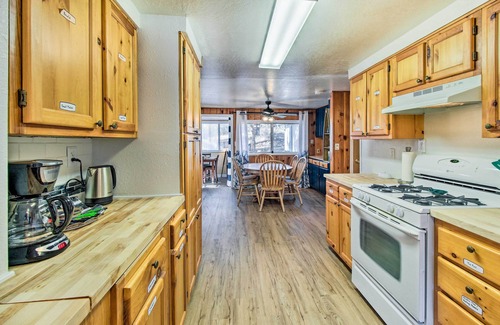 Show Low Cabin | Near Fool Hollow Lake & Trails: Family Cabin