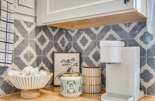 Parker Ridge House | Near Galleries & Shops: Spanish Revival WPB Home!