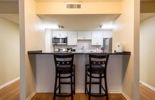 Ellendale Condo | Near Germantown - 30 day minimum