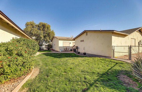 Florence House | Near Golfing & Green Spaces: Florence Family Home!