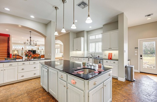 Wetmore House | Near Golfing & Parks: Serene San Antonio Home