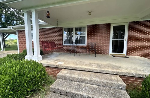 Fayetteville House | Near Jack Daniels, Tims Ford, & MORE!