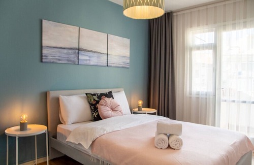 Karsiyaka Apartment | Near Karsiyaka Shore, Seaside Apartment