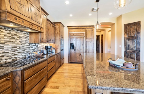 New River House | Near Lake Pleasant - The Lodge at New River