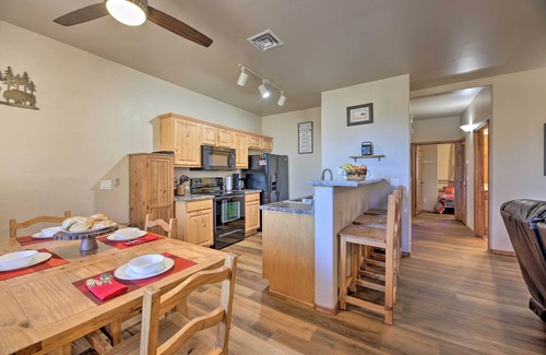 Show Low Condo | Near Lake & Trails: Show Low Condo w/Grill!