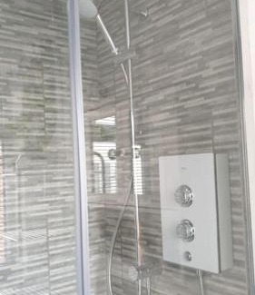 Bromborough House | Near liverpool double bedroom hideaway
