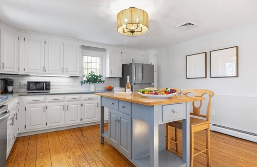 East Dennis House | Near Mayflower! Pool & Hottub! Dogs OK! Slps 10!