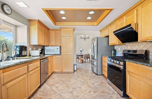 Rancho Cucamonga House | Near ONT Spacious Designer-Style Family Retreat
