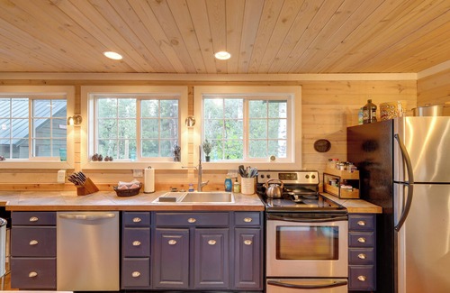 McCall Cabin | Near Payette Lake! Cabin w/Outdoor Space