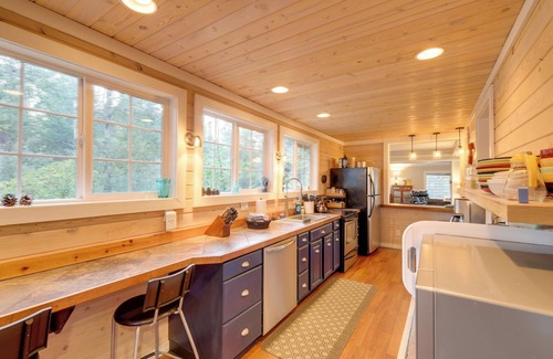 McCall Cabin | Near Payette Lake! Cabin w/Outdoor Space