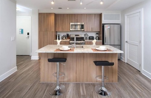 Aurora Highlands Apartment | near Pentagon City Metro 2 BR | Desk + Wi-Fi