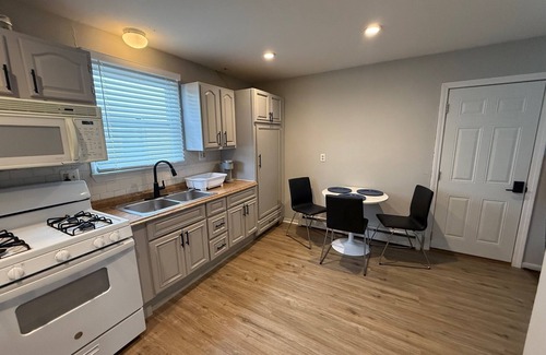 Wanskuck Apartment | Near Providence College 2 Bed w/Laundry & Parking