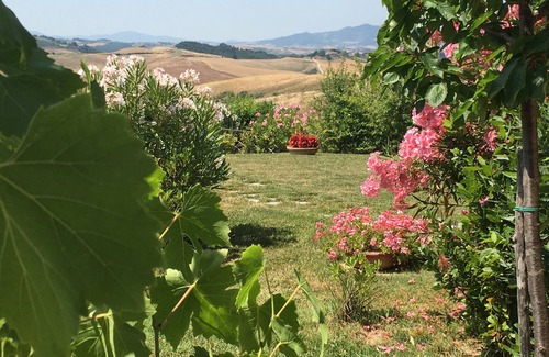 Gambassi Terme Apartment | Near San Gimignano Restored Air Conditioned Apartment with WiFi, Pool & Garden