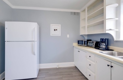 Hamilton Apartment | Near Shops, Eats & Trails: Loudon County Apt!