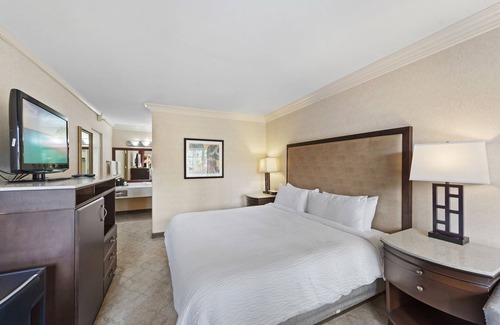 Laguna Beach Hotel | Near shops, restaurants, Main Beach, attractions.