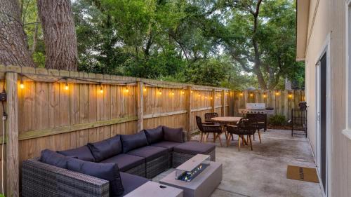 Old Village House | Near Sullivan’s Island Downtown w Outdoor Dining The Arsenal by AvantStay