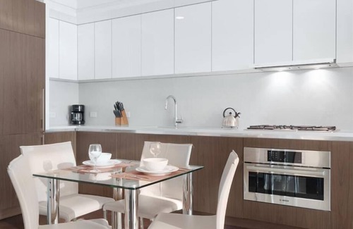 Midtown West Apartment | near Times Square 1 Deluxe BR | Kitchen + Washer/D