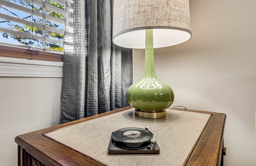 Athens Condo | Near UGA, Sandford Stadium, Downtown & Five Points
