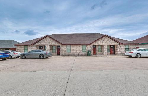 Palmhurst Apartment | Near UTRGV and State Park Cozy Mission Unit
