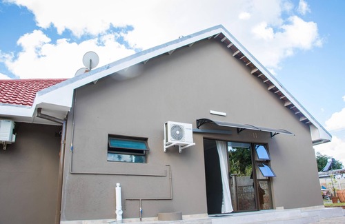 Bulawayo Apartment | Neat one bedroom in Morningside guesthouse - 2089