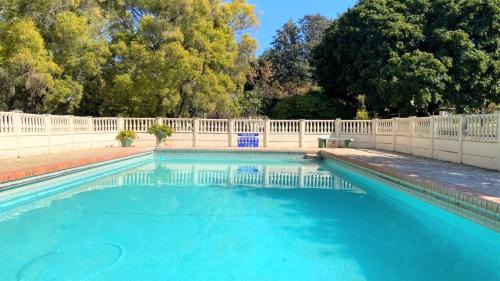 Bulawayo Apartment | Neat standard room in guesthouse - 2088