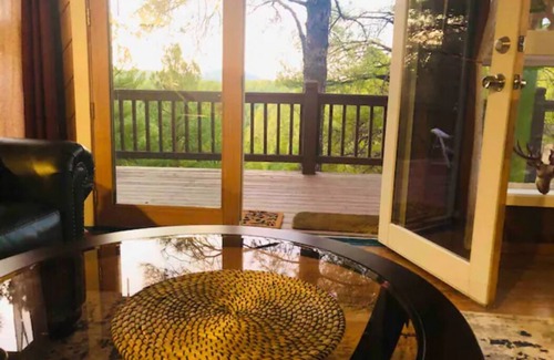 Kachina Village Cabin | "Neck of the Woods!" Canyon Views! Breathtaking!