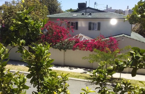 Nedlands Apartment | NEDLANDS 2 Brm..UWA, and Hospitals 5 mins walk