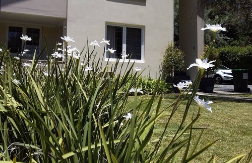 Nedlands Apartment | NEDLANDS 2 Brm..UWA, and Hospitals 5 mins walk