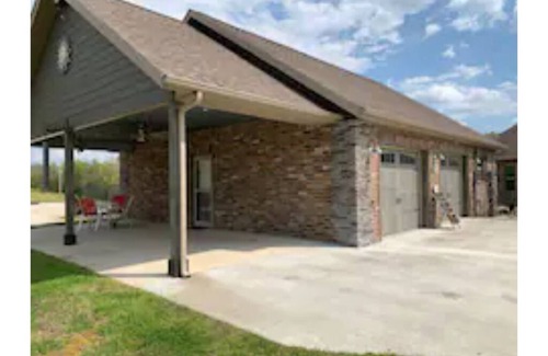Joplin Apartment | Neely's Bungalow